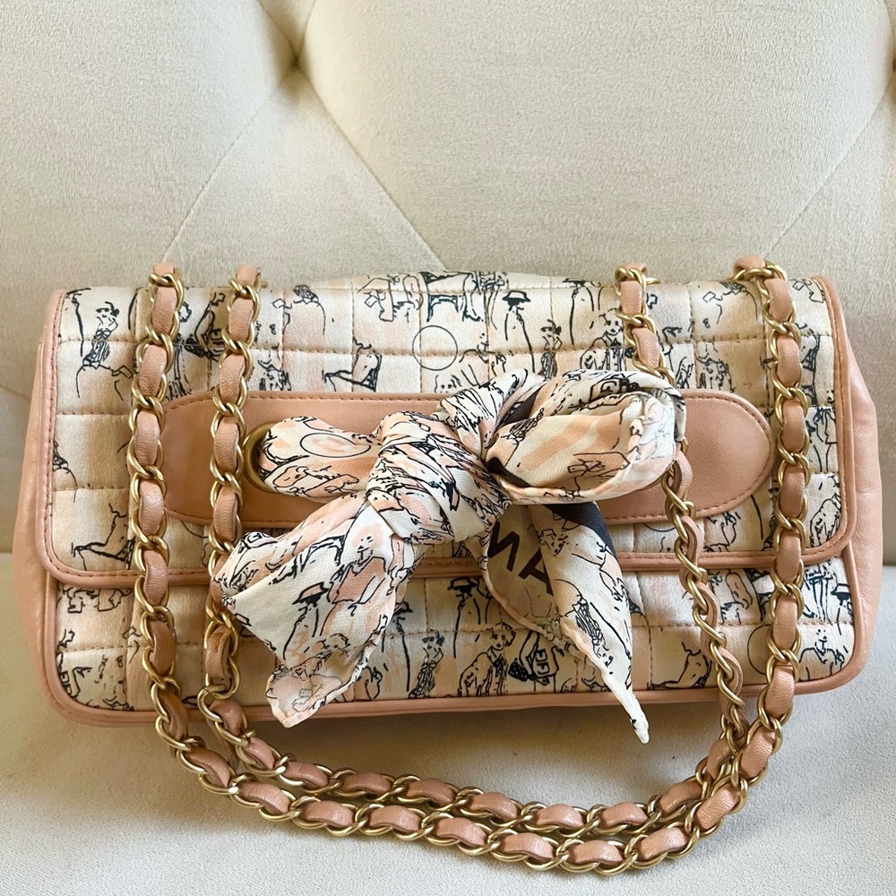 Chanel Vintage Flap Bag - Picture 2 of 12